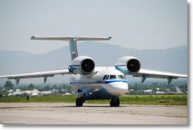 Antonov An-72 RussiaAF-Douchanbe-07mai2008-DSC_0095.jpg